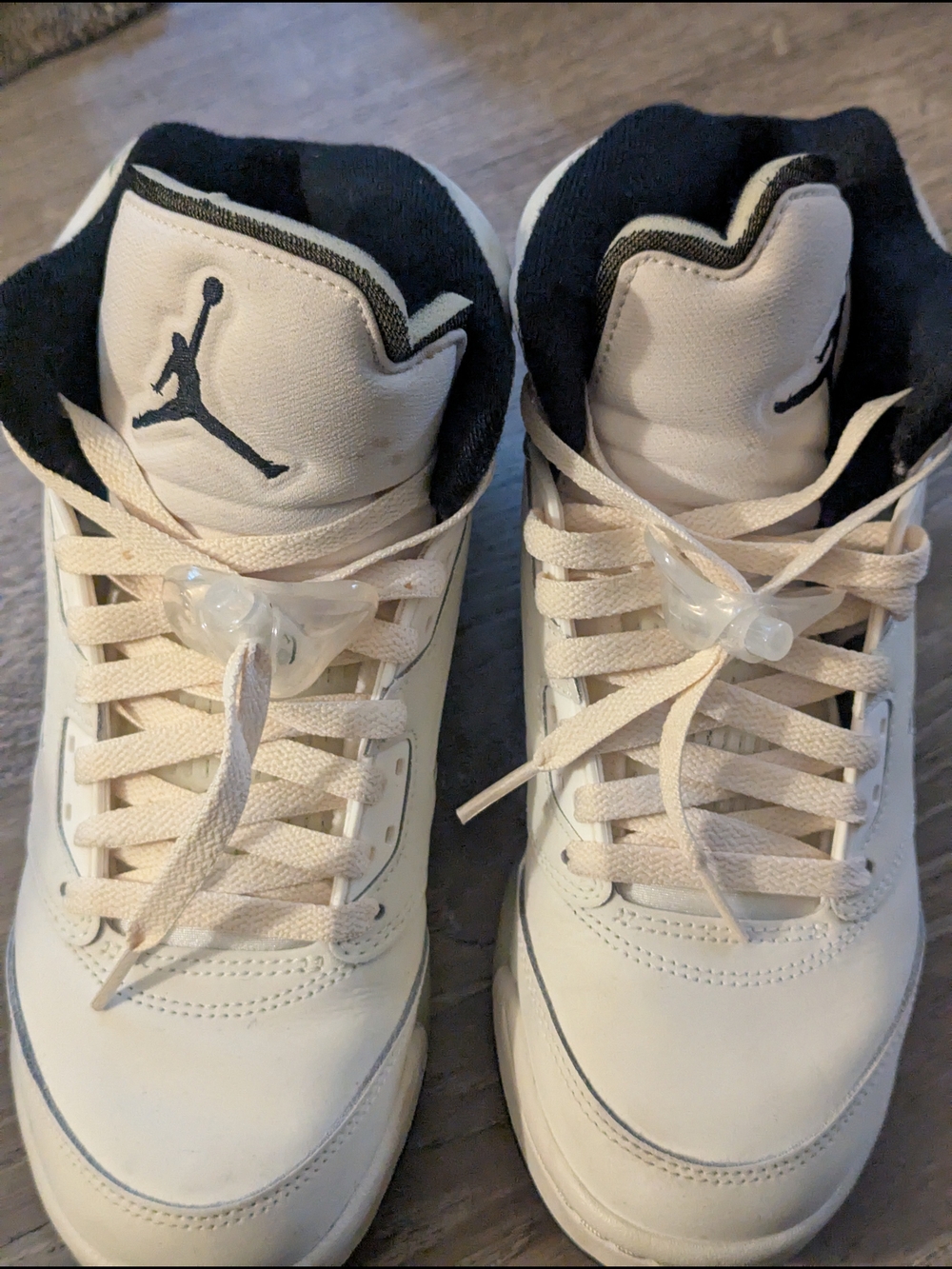 Air Jordan Men’s Retro 5 High-Top Sneakers in Off-White/Black